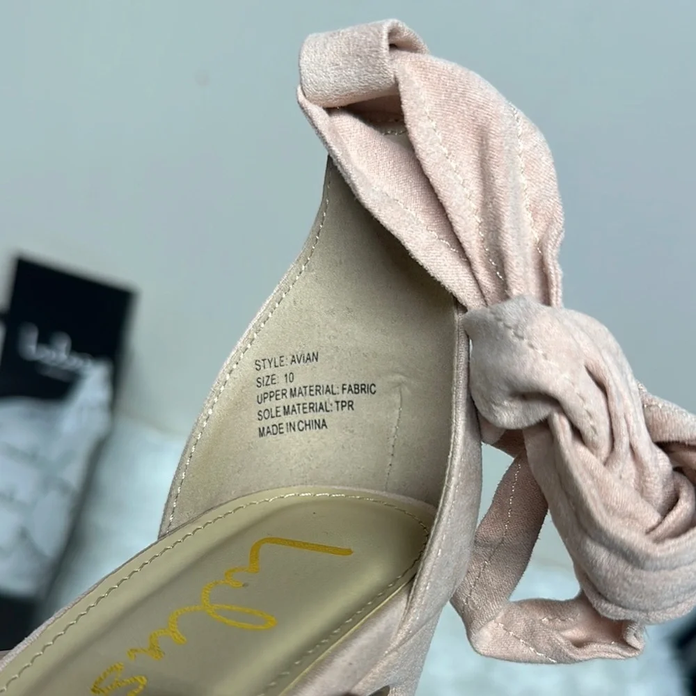 Lulu's Pink Heels with Crossover Straps